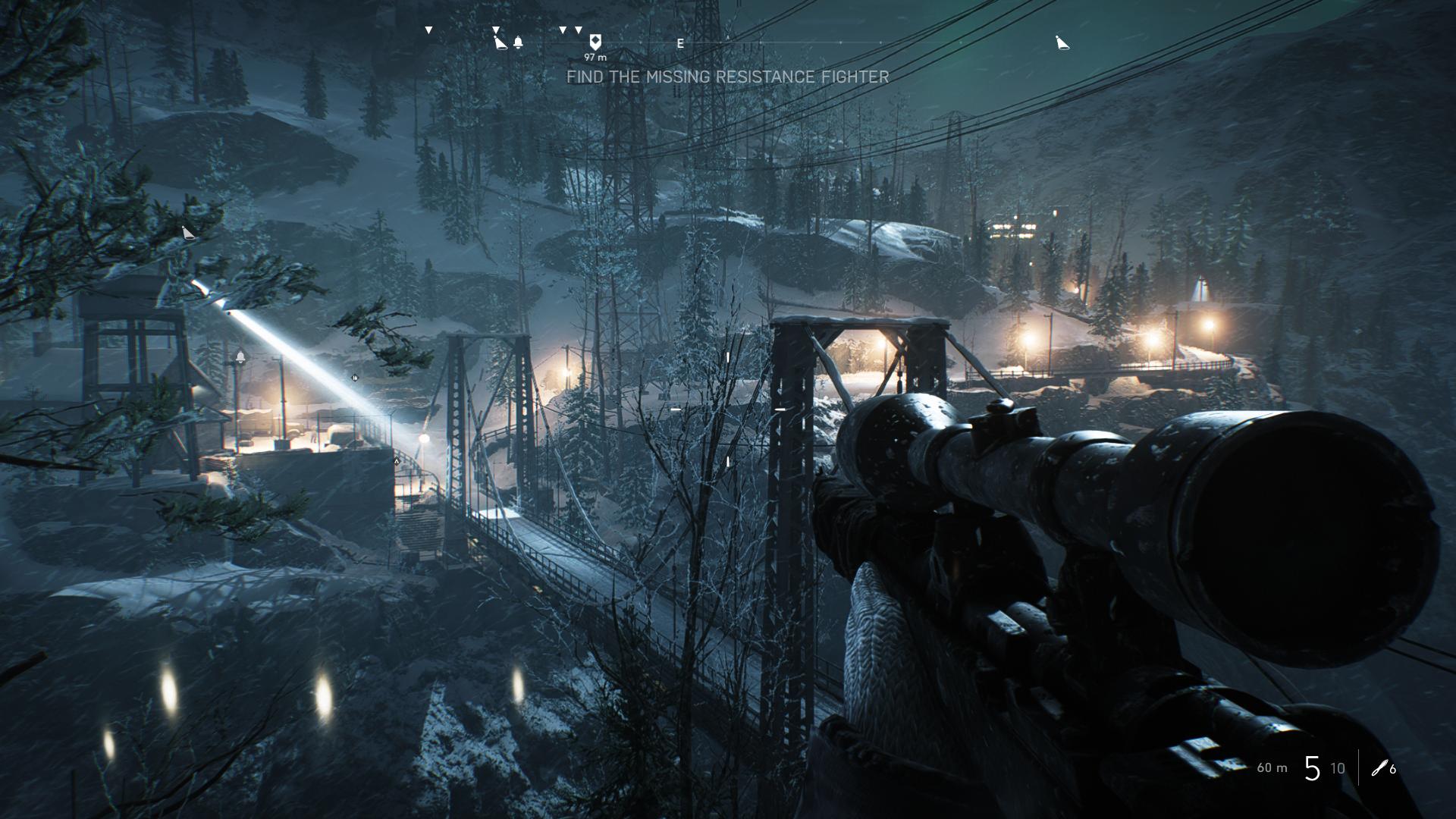 Skjermbilde fra Battlefield V som viser en skarpskytter som ser ut over en bro om natten.